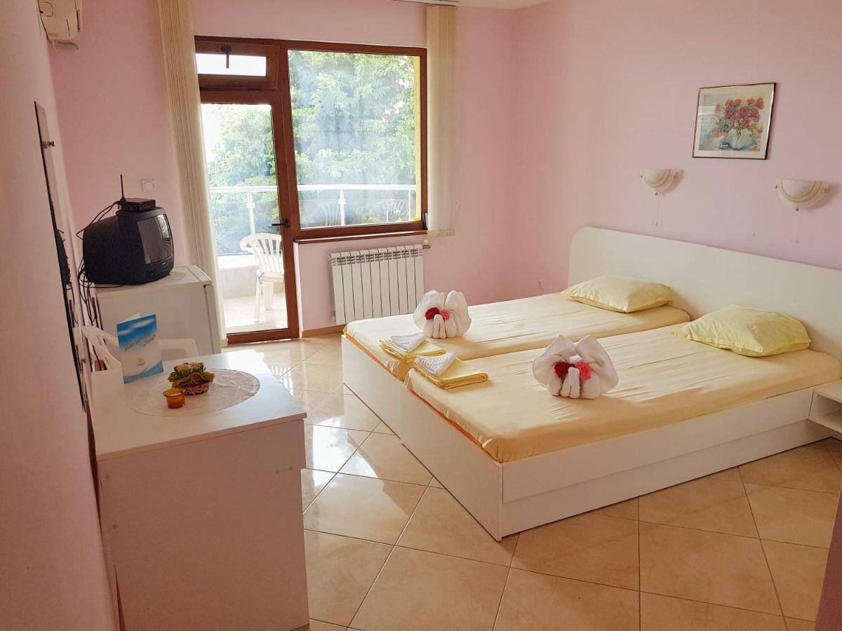 Guest House Byki Sveti Vlas Bagian luar foto