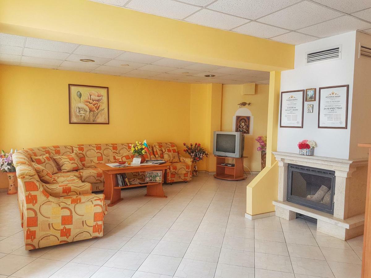 Guest House Byki Sveti Vlas Bagian luar foto