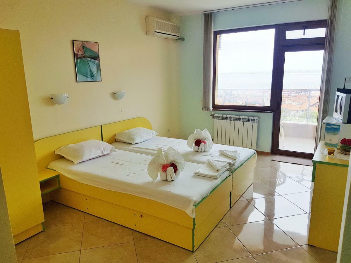 Guest House Byki Sveti Vlas Bagian luar foto